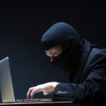 США обещают 3 млн долларов за информацию о российском хакере