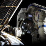 Российских космонавтов спасет сейфер