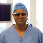 Хирург транслировал свою операцию с помощью Google Glass по всему миру