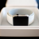 Хакер взломал часы Apple Watch