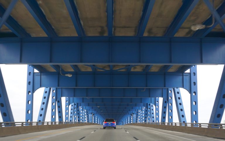 automated-driving-car-crossing-bridge