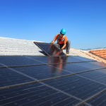 Число рабочих мест в солнечной энергетике США впервые превысило «нефтянку»