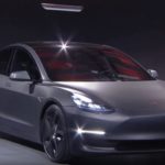 Tesla представила новый электромобиль Model 3