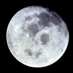 Россия готовится предъявить юридические права на поверхность Луны