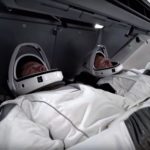 Астронавты NASA примерили новые скафандры