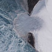 Купол Вавилова в российской Арктике стремительно мигрирует в океан / © AGU