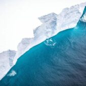 Снимок гигантского айсберга А68а / ©BFSAI/Капрал Филип Дай