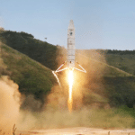Видео: китайцы запустили и посадили прототип многоразовой ракеты