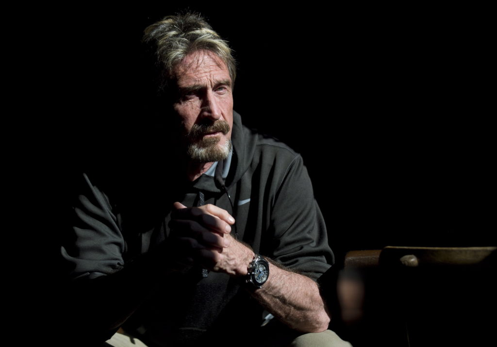 Создатель антивируса McAfee Джон Макафи «спасет» человечество от спецслужб – иллюстрация к материалу на Naked Science