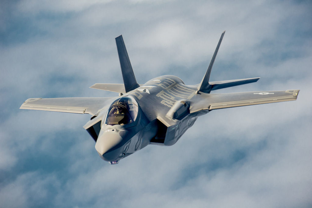 Один Су-27 уничтожит три F-35, – эксперт – иллюстрация к материалу на Naked Science