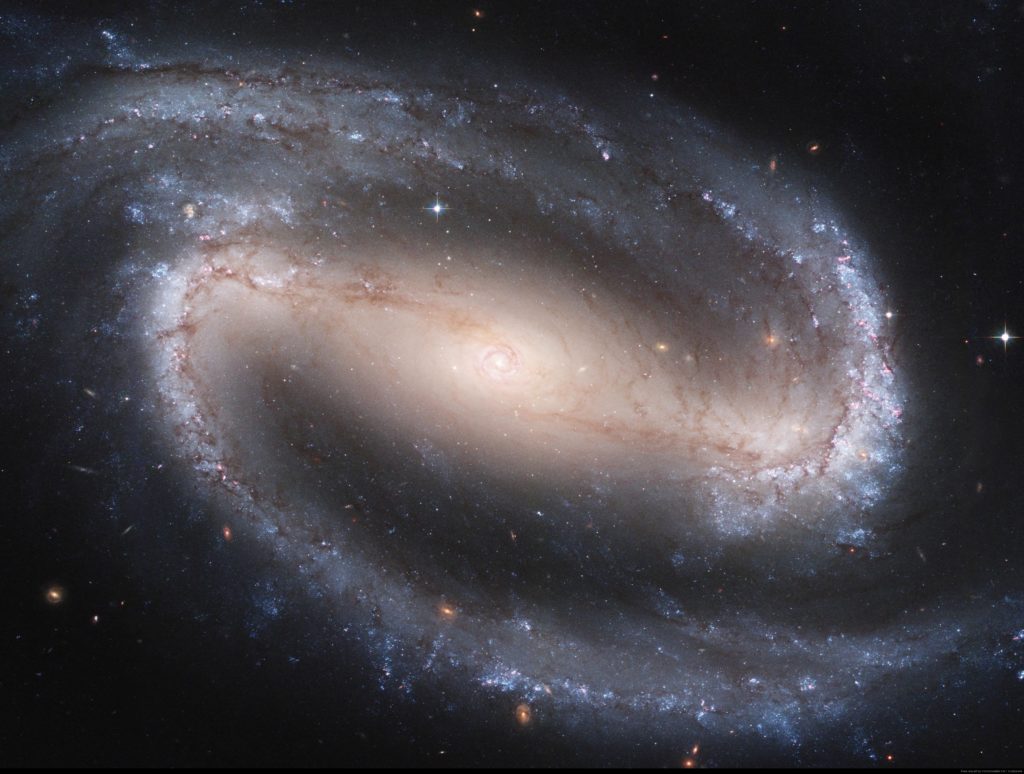 1345844842_spiral-galaxy-superstar-u