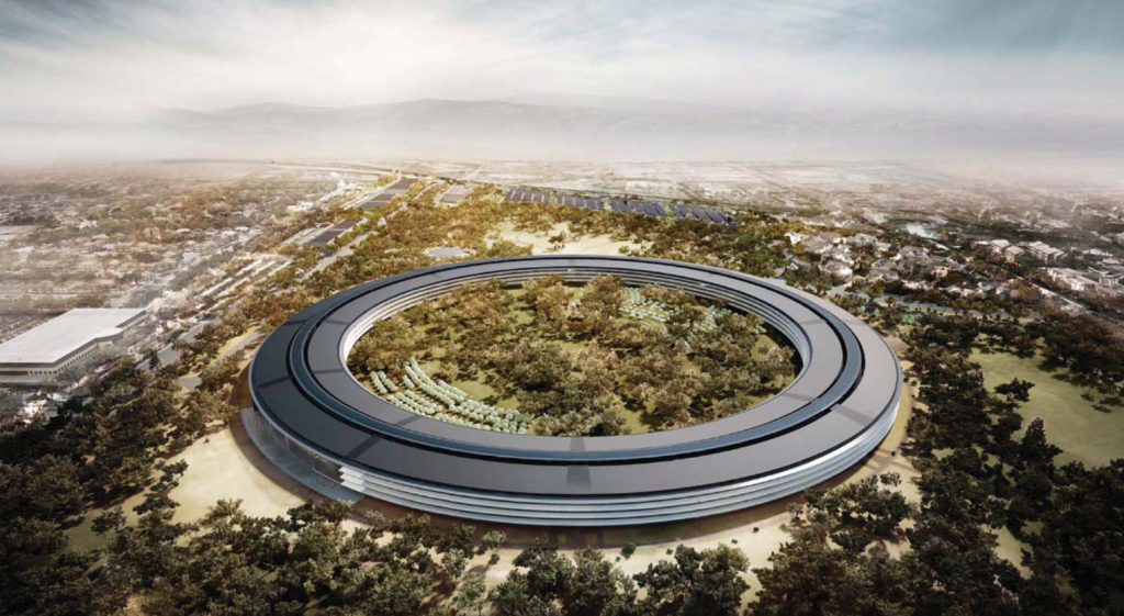 Видео: с беспилотника сняли стройку кампуса-кольца Apple – иллюстрация к материалу на Naked Science