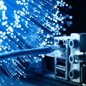 20130818153450-fiber_optics_internet_access