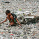 Ученые выяснили, сколько пластикового мусора каждый год попадает в мировой океан
