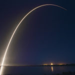 Ракета Falcon 9 вывела в космос два спутника связи