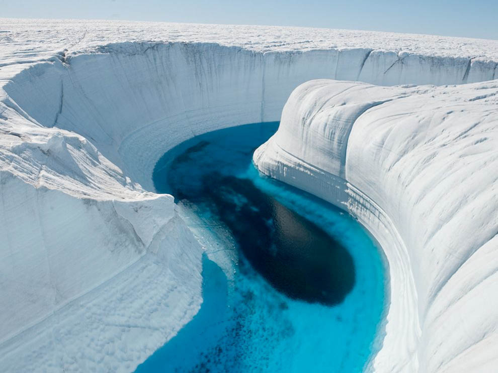 Озеро а антарктиде