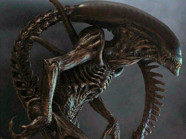 Alien-714405