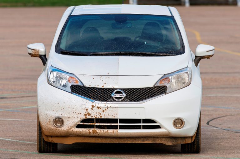 Nissan-Note-Self-Cleaning-Car-Prototype-on-track