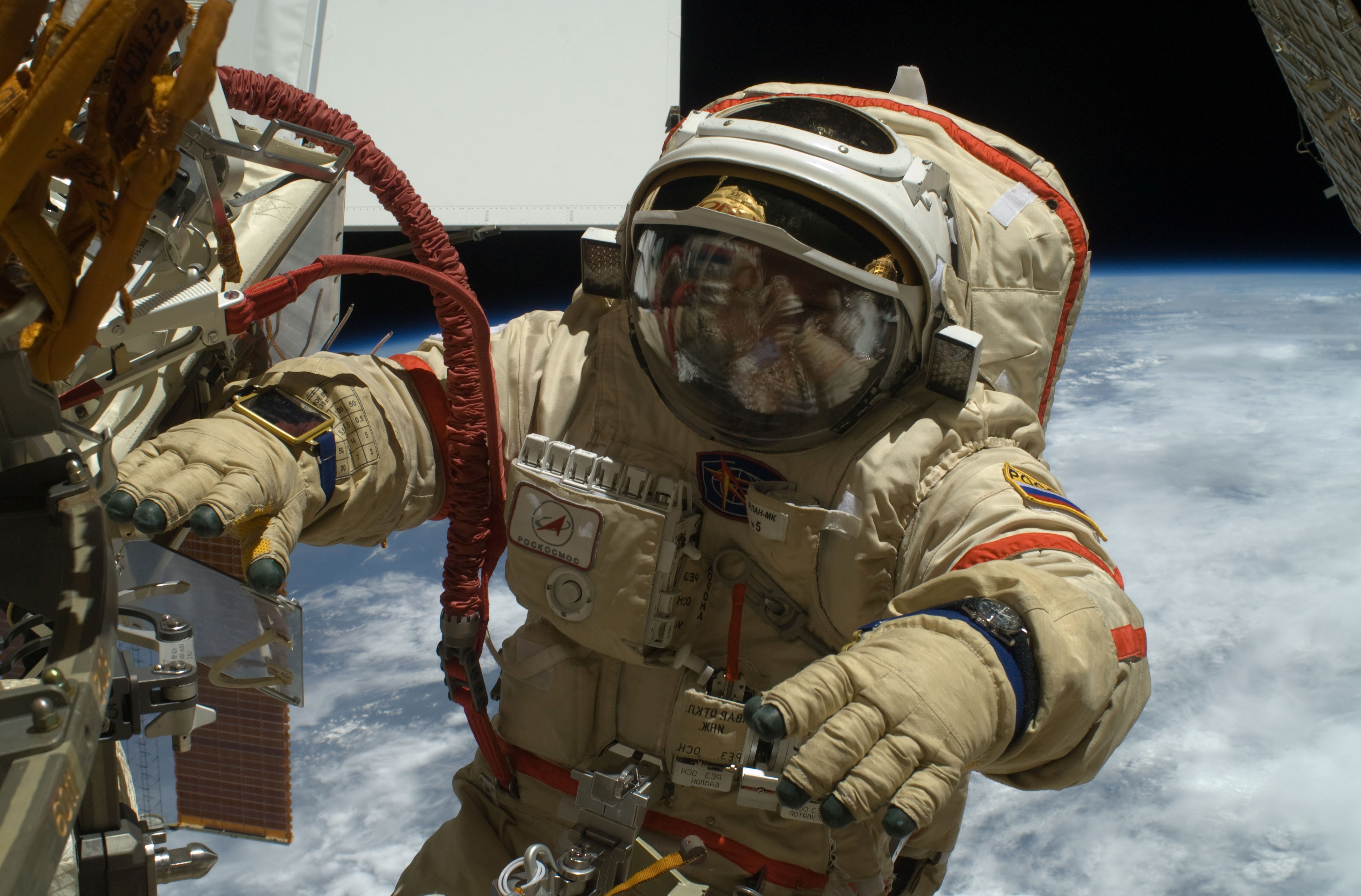 Oleg_Kotov_spacewalk