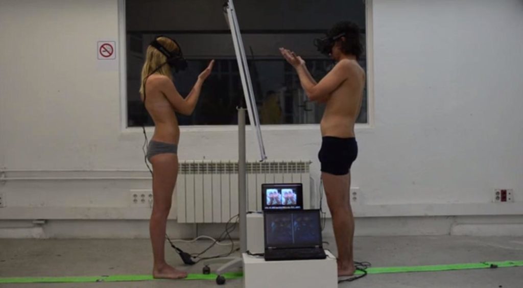 Обмен телами стал реальностью – иллюстрация к материалу на Naked Science