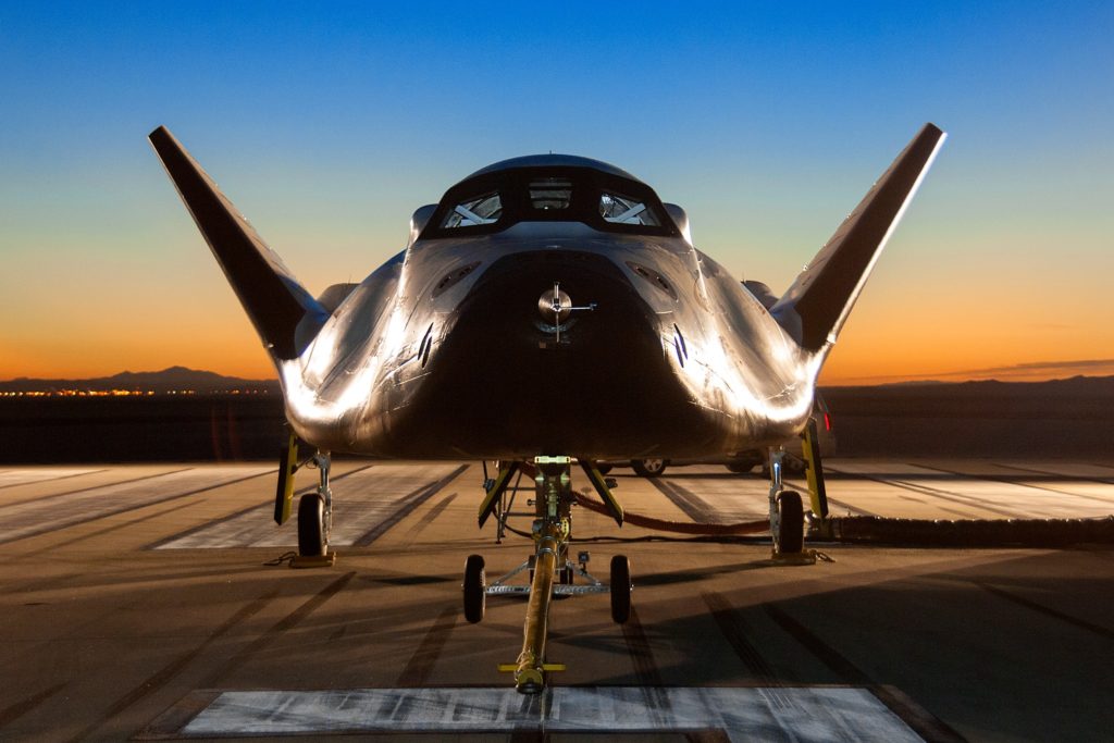 Первый полёт космического корабля Dream Chaser – иллюстрация к материалу на Naked Science