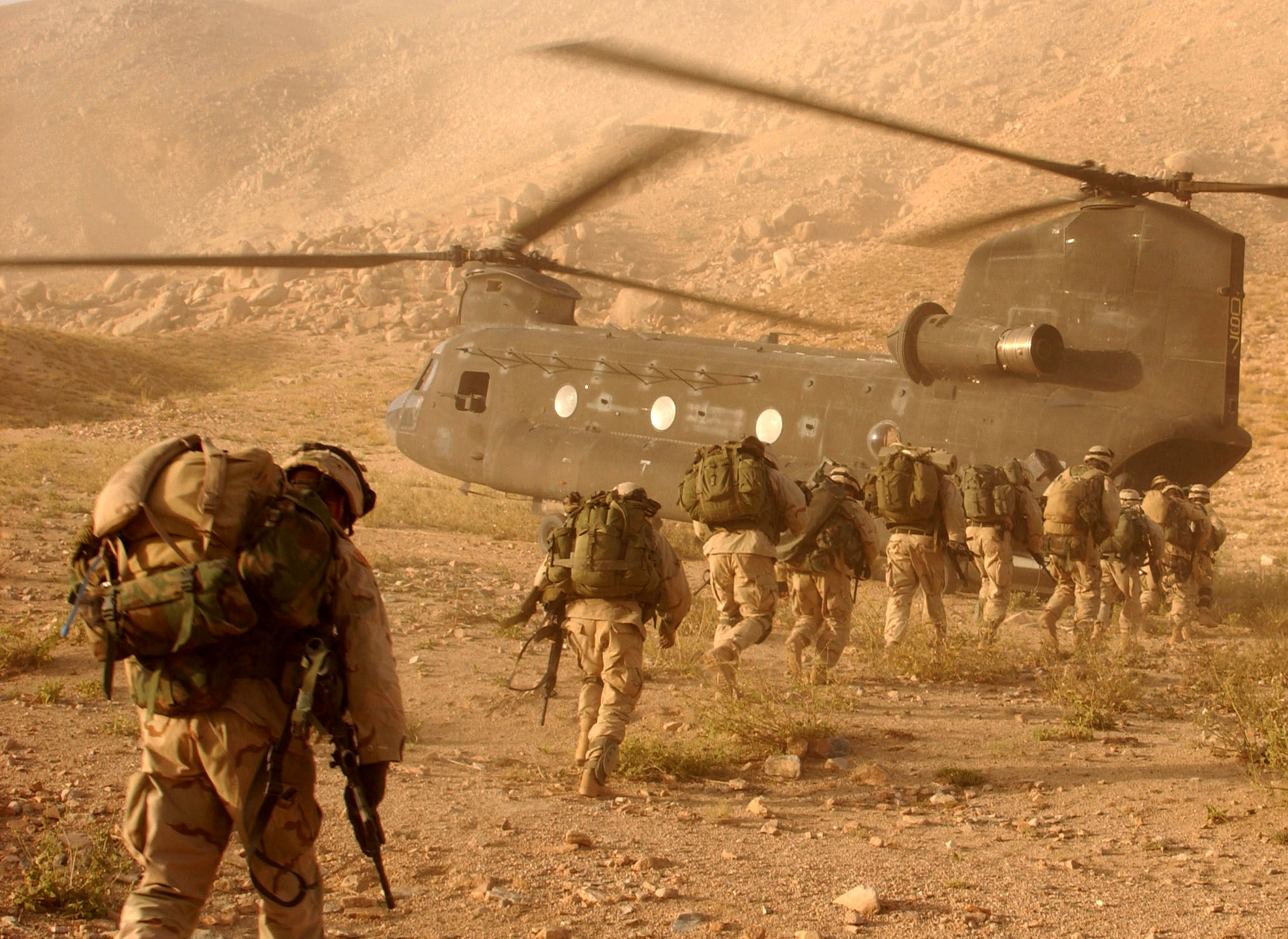 US_10th_Mountain_Division_soldiers_in_Afghanistan