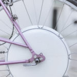 Умное  колесо сделает велосипед электрическим