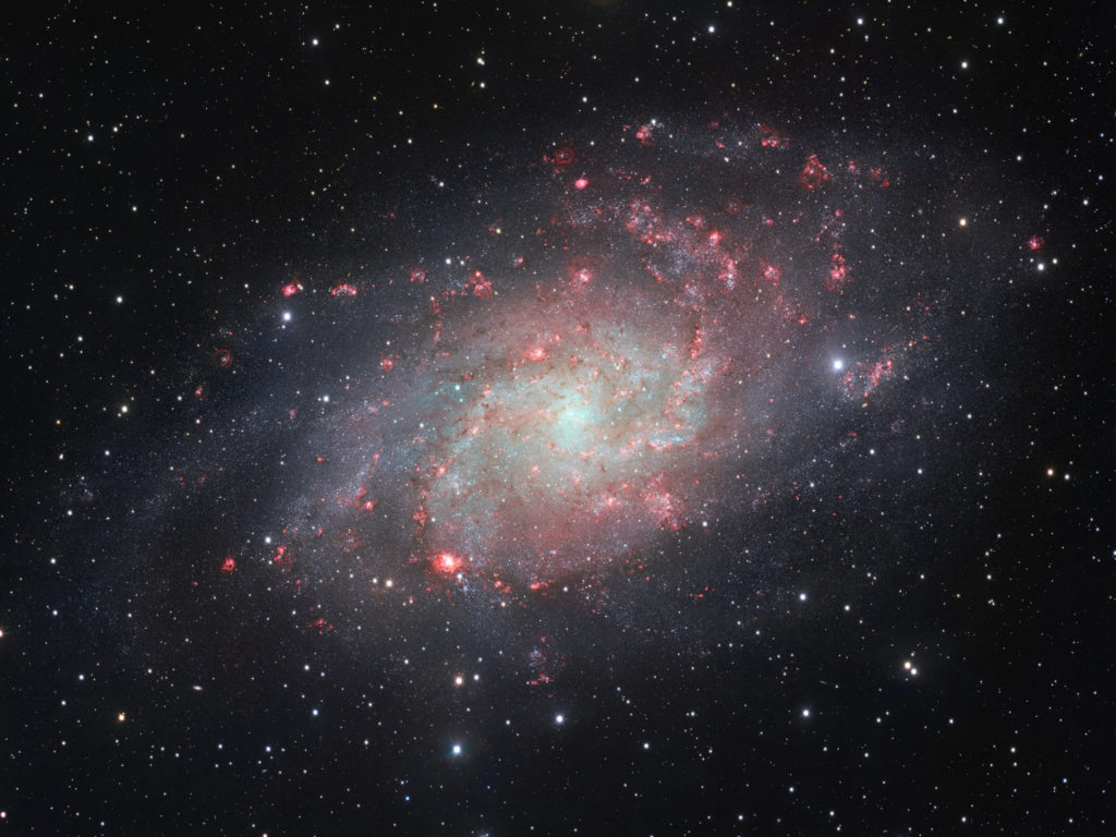 Телескоп VLT сделал самый подробный снимок галактики M33 – иллюстрация к материалу на Naked Science