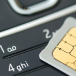За владельцами 750 миллионов SIM-карт могут следить