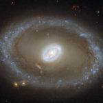 NASA опубликовало снимок сейфертовской галактики NGC 3081