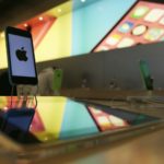 Apple впервые в истории начнет продажи iPhone в Иране