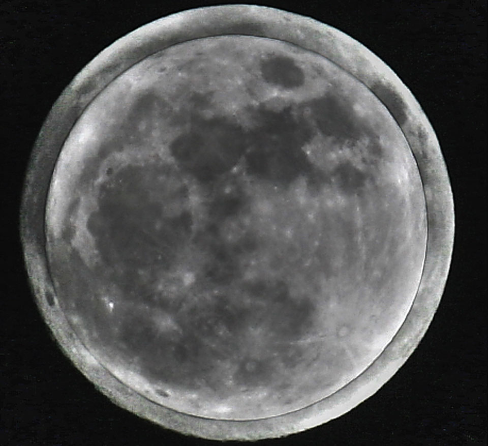 Луна в перигее фото