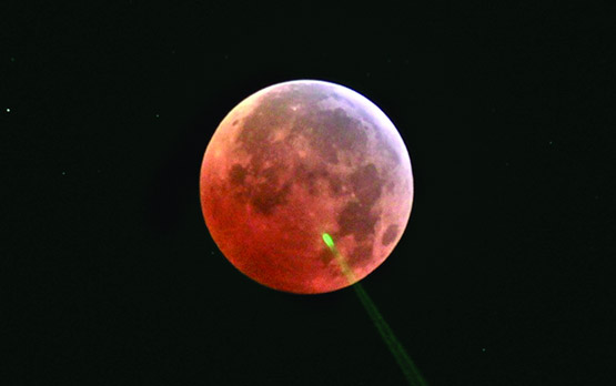 moon-eclipse-rotator