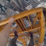 Головокружительное видео: подъем на дубайский небоскреб