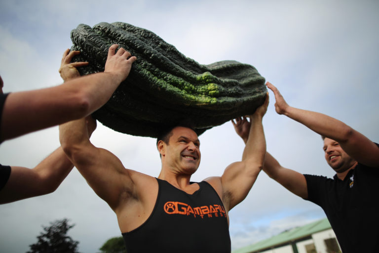 pb-120914-giant-vegetables-nj-01