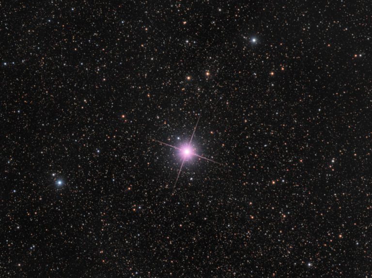 pink-nova-centauri-2013