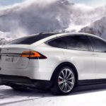 Автопилот Tesla научили самостоятельной парковке