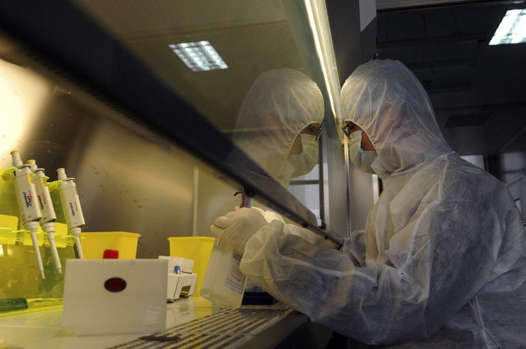 Обнаружен сверхзаразный штамм китайского птичьего гриппа H7N9 – иллюстрация к материалу на Naked Science
