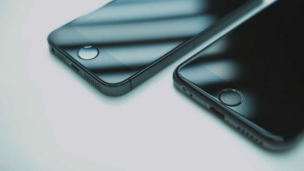 Хакеры массово воруют пароли Apple ID – иллюстрация к материалу на Naked Science