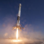 Появилось видео новой успешной посадки ступени Falcon 9