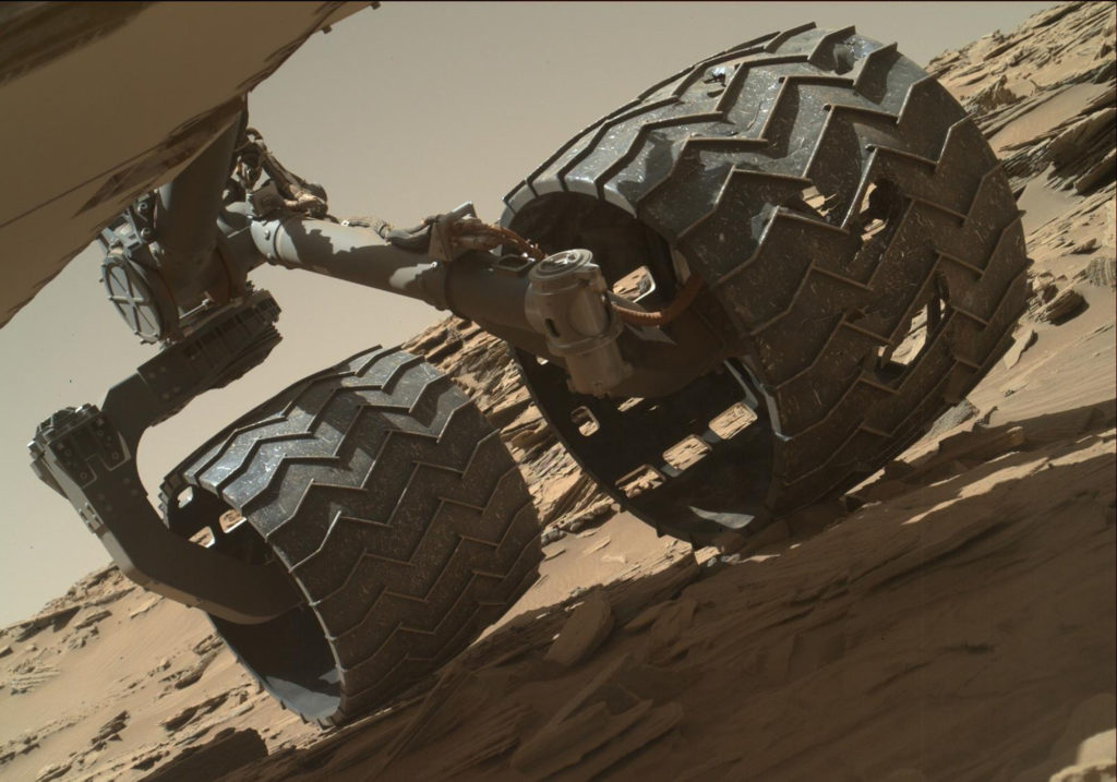 Curiosity продолжит восхождение на Эолиду, несмотря на повреждения – иллюстрация к материалу на Naked Science