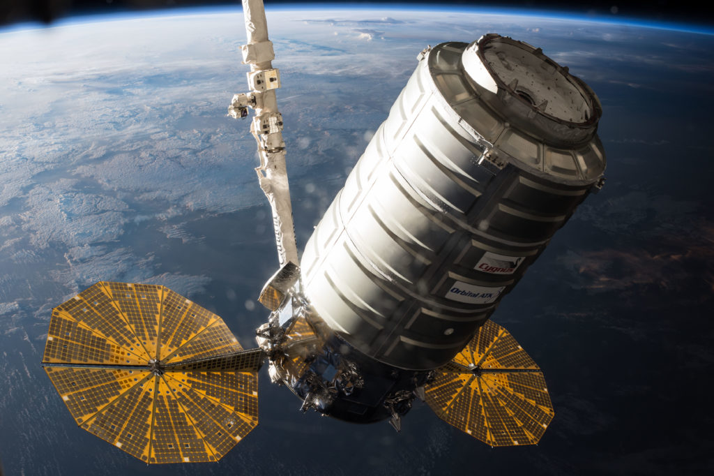 LIVE: Отстыковка Cygnus от МКС – иллюстрация к материалу на Naked Science