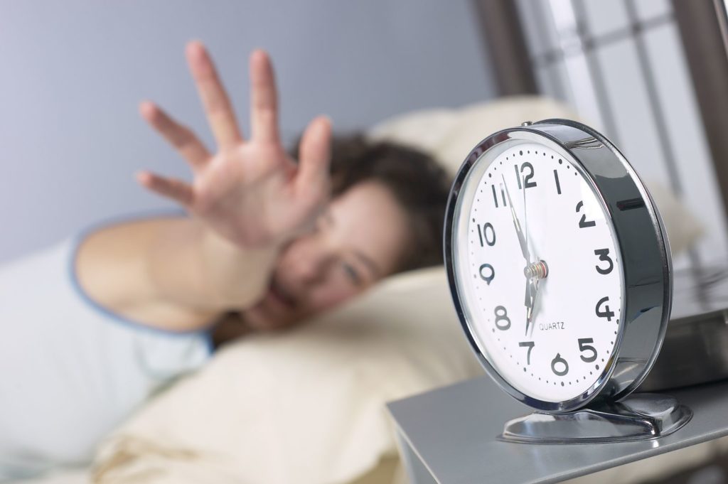 Гаджет FitSleep a1 использует альфа-волны, чтобы обеспечить пользователям наилучший сон – иллюстрация к материалу на Naked Science