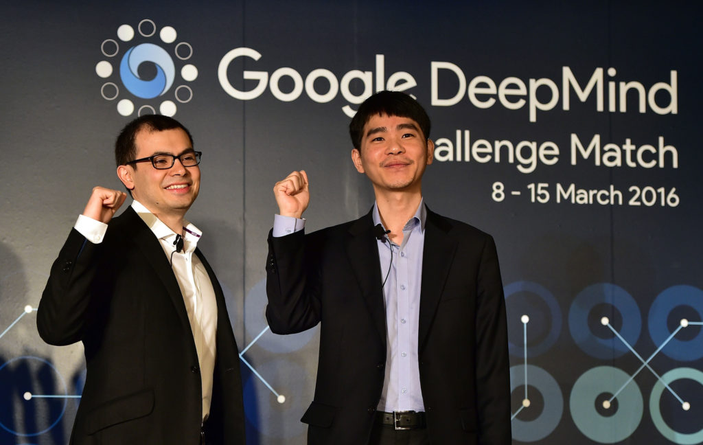 Искусственный интеллект AlphaGo «раздал» миллион долларов – иллюстрация к материалу на Naked Science