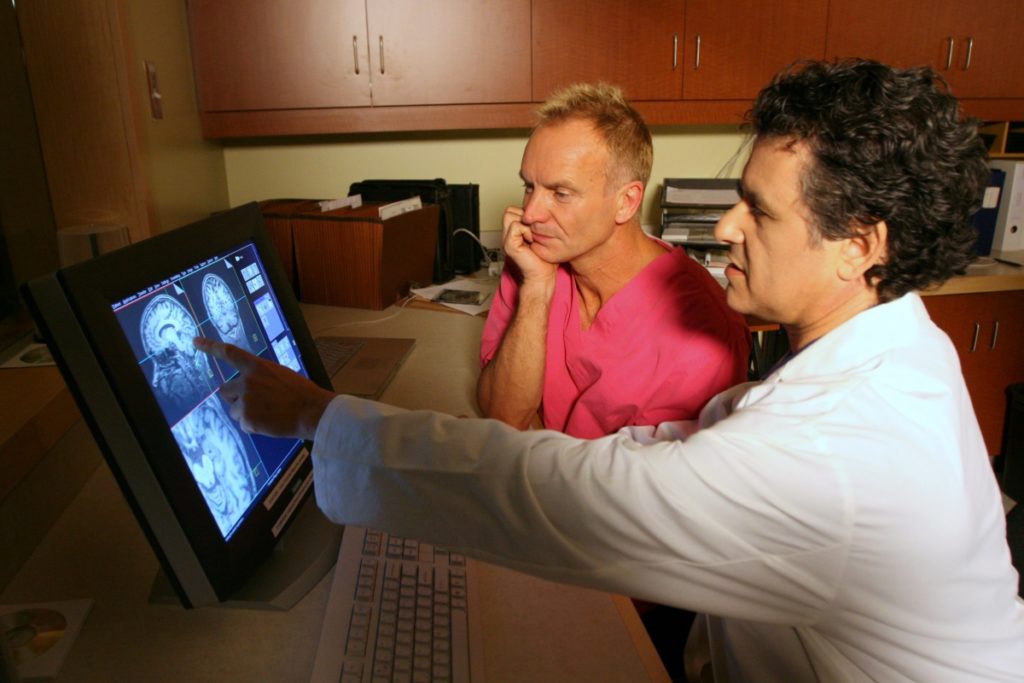 levitin_sting_showing_sting_his_cerebellum