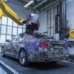 BMW использует быстрые роботизированные оптические сканеры для контроля качества