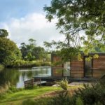Дизайнеры из Англии представили плавающий «умный» дом