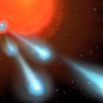 Умирающая звезда «выстреливает» сгустками плазмы размерами с планету