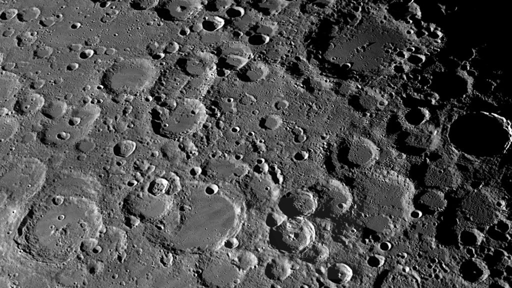 moon_3-4-09_16_x_9_stoffler_maginus