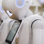 В Японии роботы «отожмут» у людей 2,4 млн рабочих мест